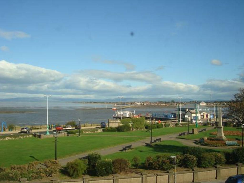 The North Euston Hotel Fleetwood Kültér fotó